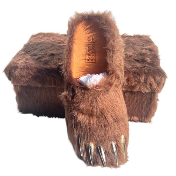 New nwt Bravest studio bearclaw furry slip on shoes 10 bear claw - Picture 2 of 7